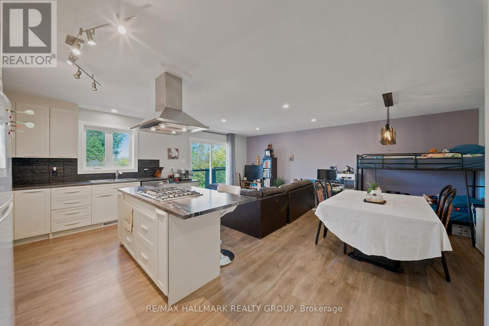 3515 Front Road E, Champlain, Ontario  K6A 2R2 - Photo 33 - X13800636