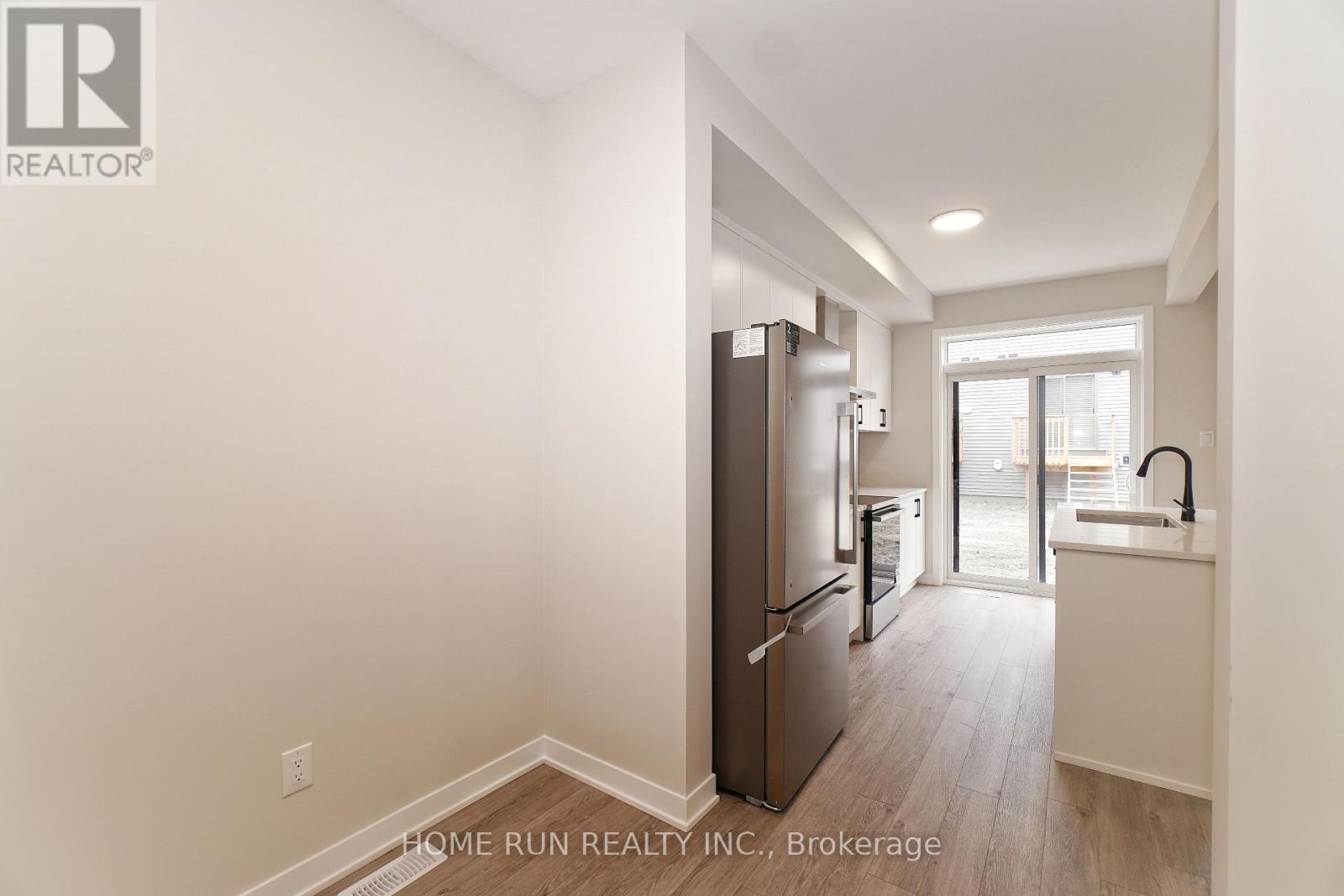 258 Catnip Crescent, Ottawa, Ontario  K2W 0P6 - Photo 7 - X13800662