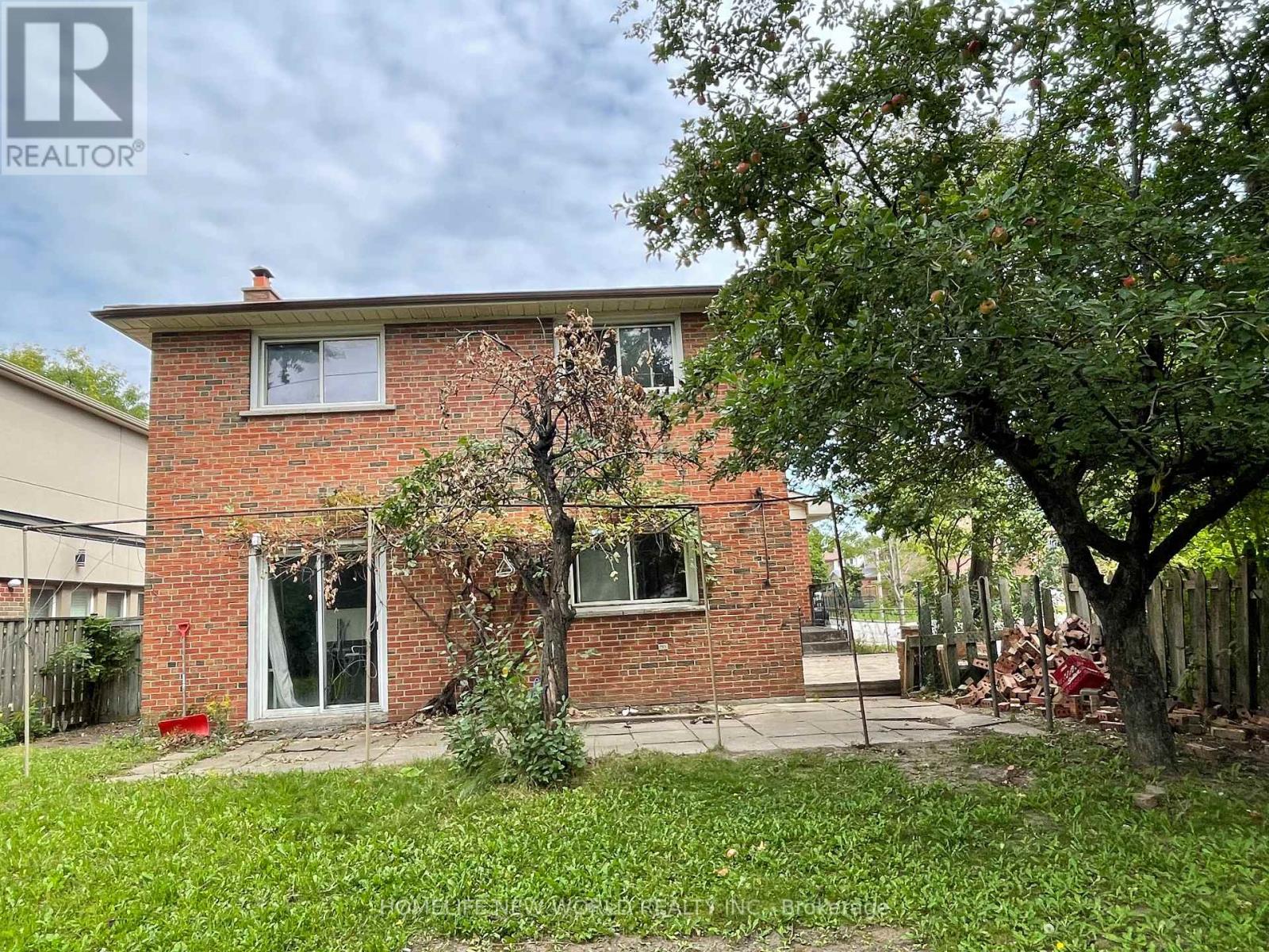 2 Arkona Drive, Toronto, Ontario  M1T 1X3 - Photo 16 - E13800620