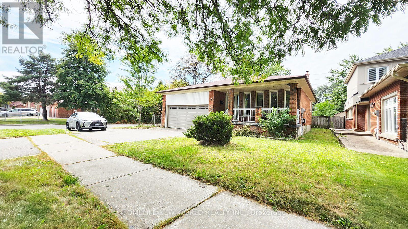 2 Arkona Drive, Toronto, Ontario  M1T 1X3 - Photo 3 - E13800620