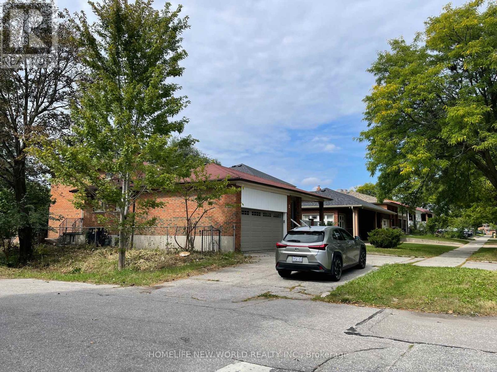 2 Arkona Drive, Toronto, Ontario  M1T 1X3 - Photo 4 - E13800620