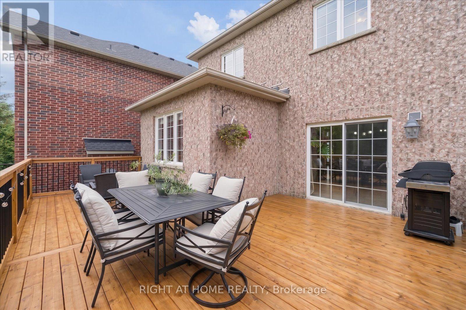 28 Bradford Court, Whitby, Ontario  L1N 0G7 - Photo 15 - E13800634