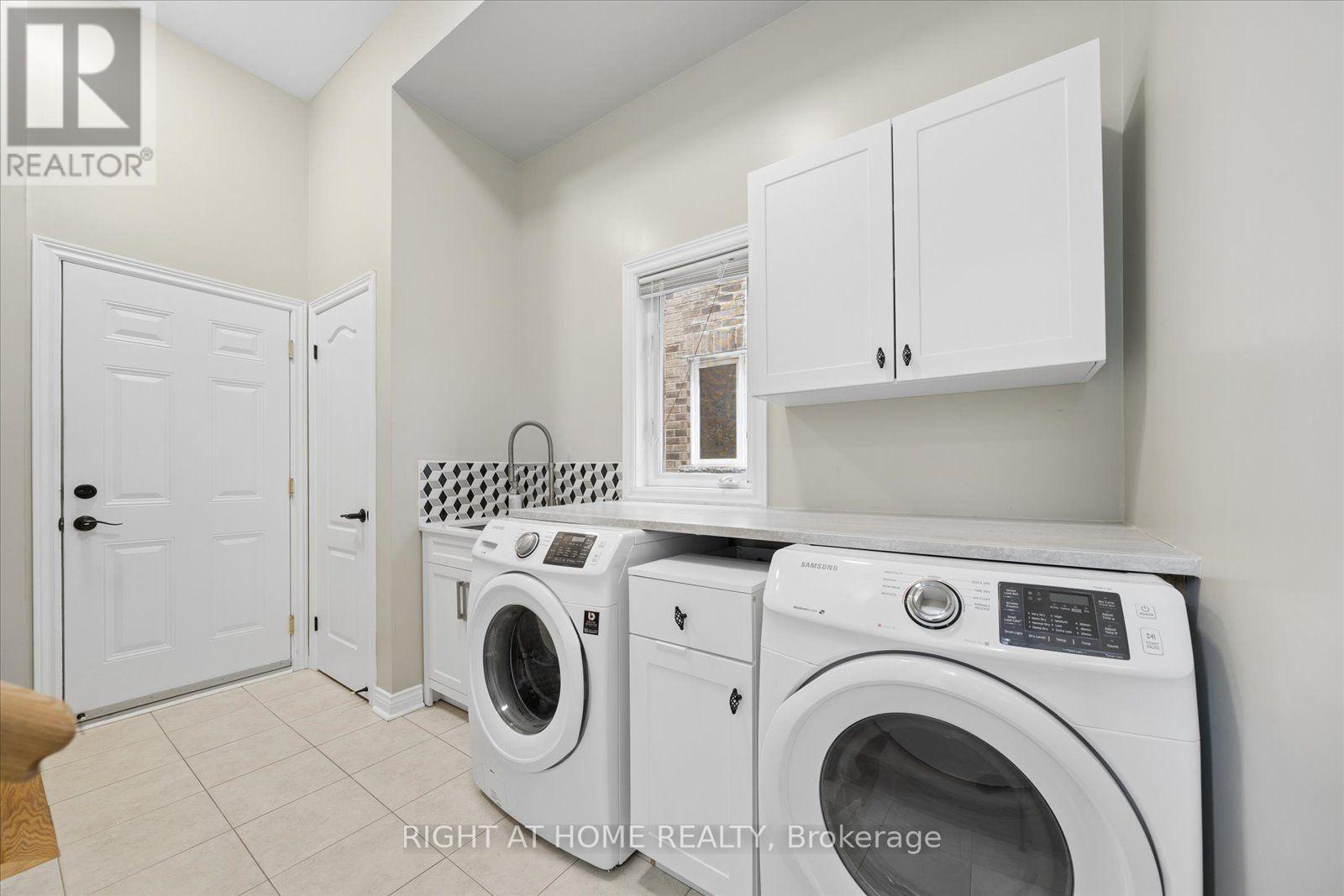 28 Bradford Court, Whitby, Ontario  L1N 0G7 - Photo 17 - E13800634