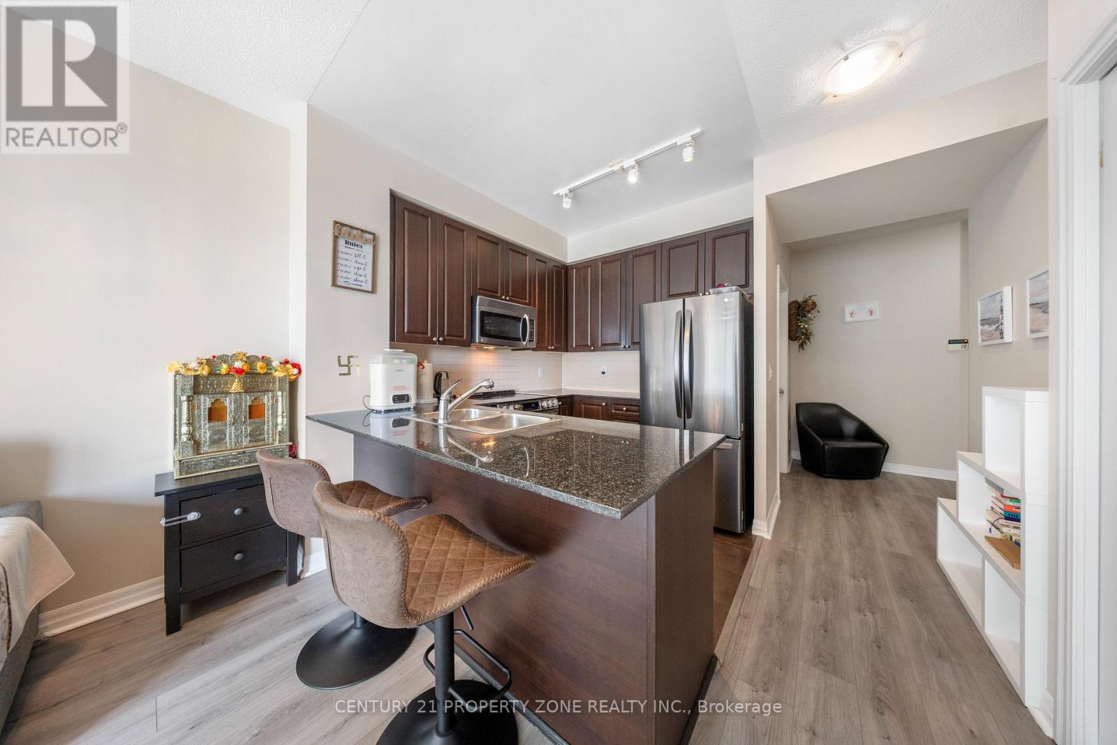 2210 - 225 Webb Drive, Mississauga, Ontario  L5B 4P2 - Photo 11 - W13800664