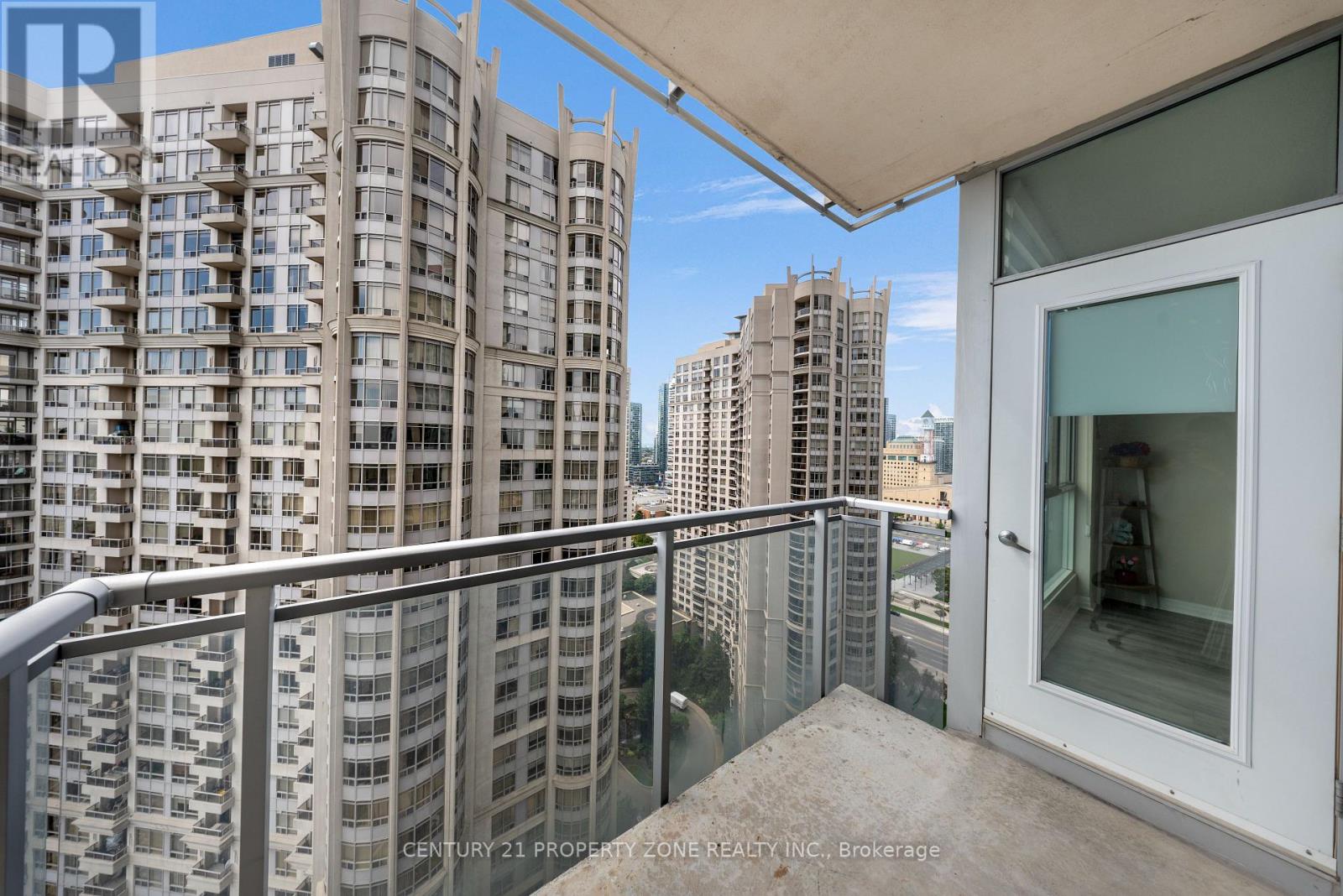 2210 - 225 Webb Drive, Mississauga, Ontario  L5B 4P2 - Photo 15 - W13800664
