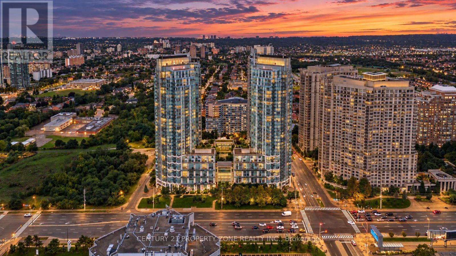 2210 - 225 Webb Drive, Mississauga, Ontario  L5B 4P2 - Photo 2 - W13800664
