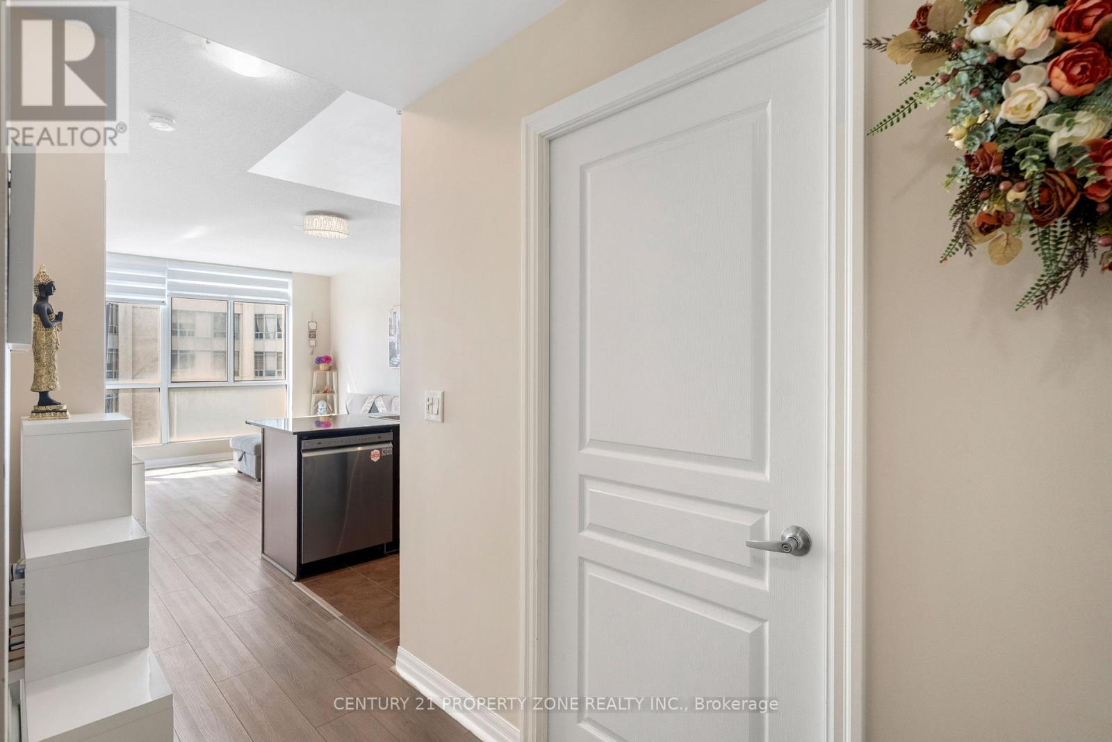 2210 - 225 Webb Drive, Mississauga, Ontario  L5B 4P2 - Photo 30 - W13800664