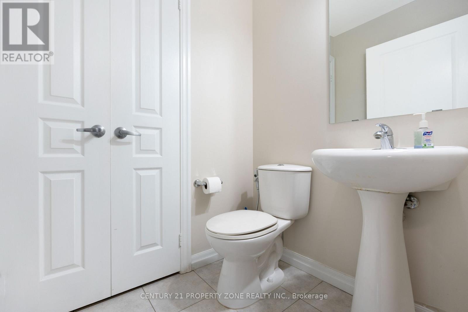 2210 - 225 Webb Drive, Mississauga, Ontario  L5B 4P2 - Photo 9 - W13800664