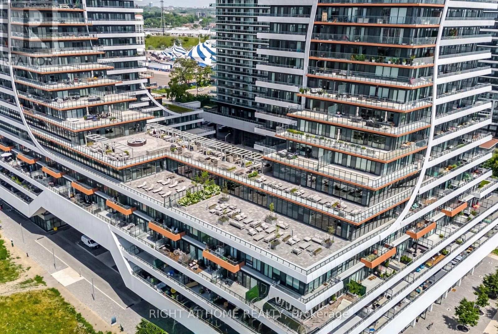 Lph02b - 20 Shore Breeze Drive, Toronto, Ontario  M8V 1A1 - Photo 20 - W13731300