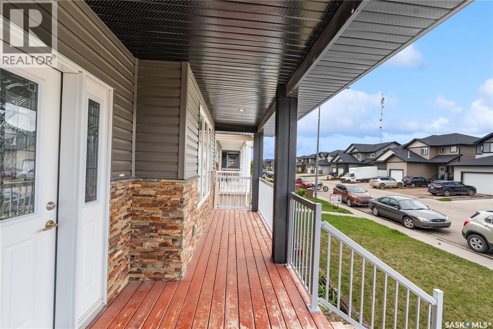 526 Maple Crescent, Warman, Saskatchewan  S0K 4S2 - Photo 3 - SK048766