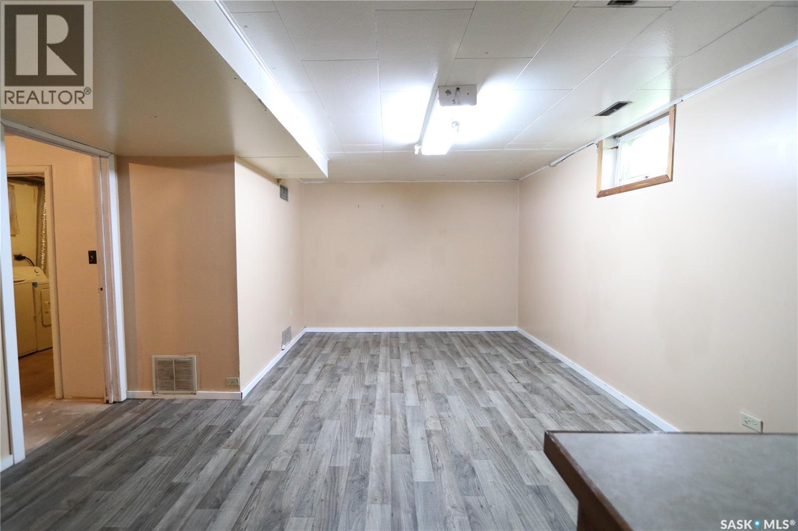 32 Clarke Avenue, Yorkton, Saskatchewan  S3N 3X5 - Photo 14 - SK048711