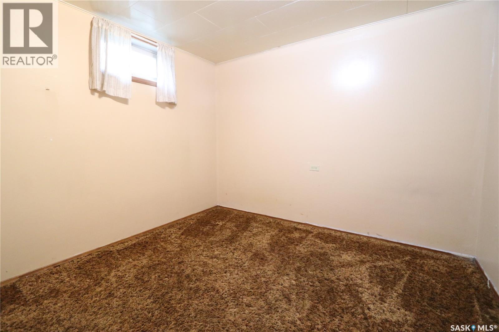 32 Clarke Avenue, Yorkton, Saskatchewan  S3N 3X5 - Photo 20 - SK048711