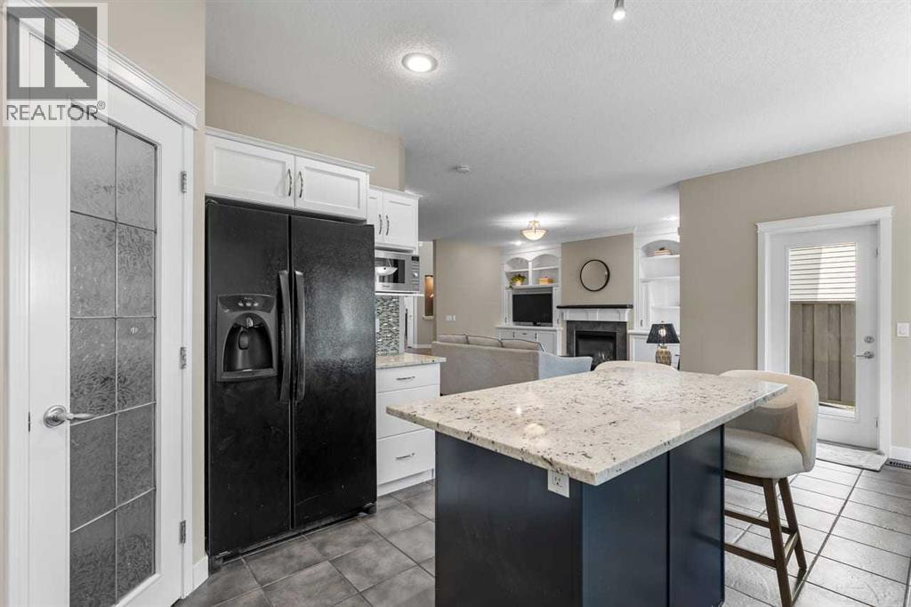 125 Cougarstone Manor SW, Calgary, Alberta  T3H 5N4 - Photo 12 - A2341626