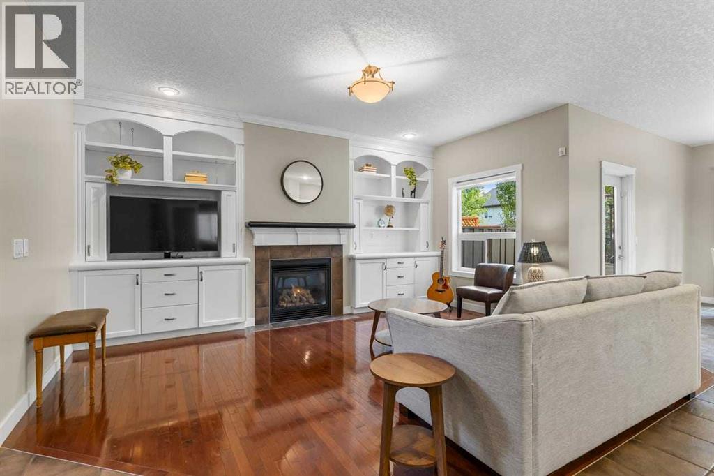 125 Cougarstone Manor SW, Calgary, Alberta  T3H 5N4 - Photo 6 - A2341626