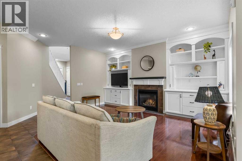 125 Cougarstone Manor SW, Calgary, Alberta  T3H 5N4 - Photo 8 - A2341626