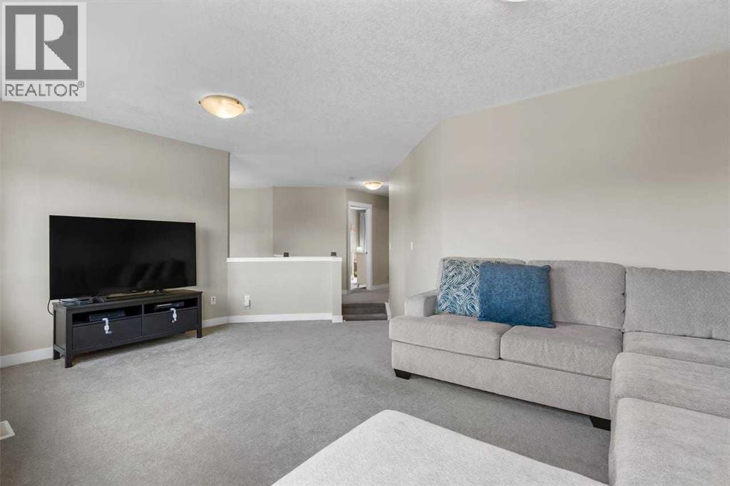 125 Cougarstone Manor SW, Calgary, Alberta  T3H 5N4 - Photo 25 - A2341626
