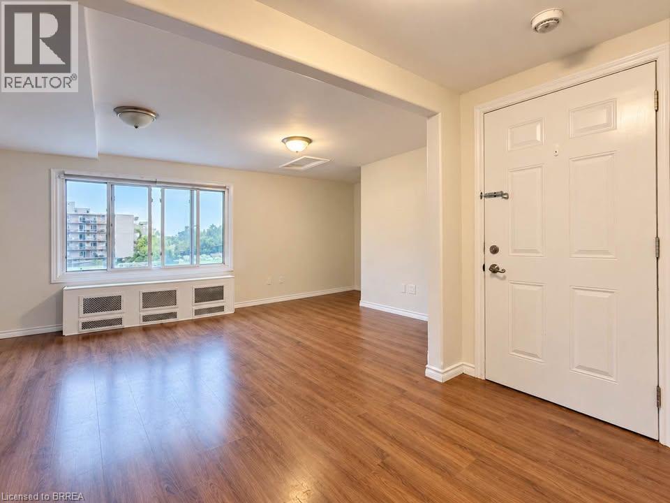 70 Grandview Street Unit# 3, Brantford, Ontario  N3R 6X2 - Photo 3 - 40857832