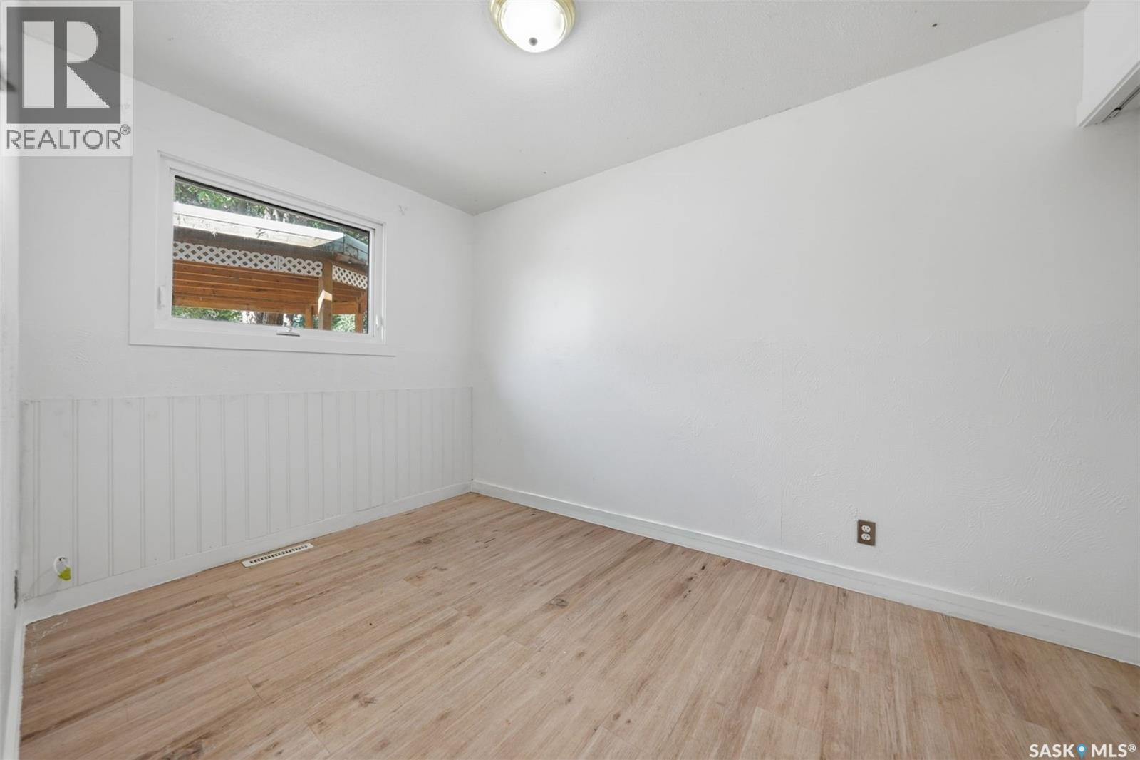 405 W Avenue N, Saskatoon, Saskatchewan  S7L 3G9 - Photo 15 - SK048752