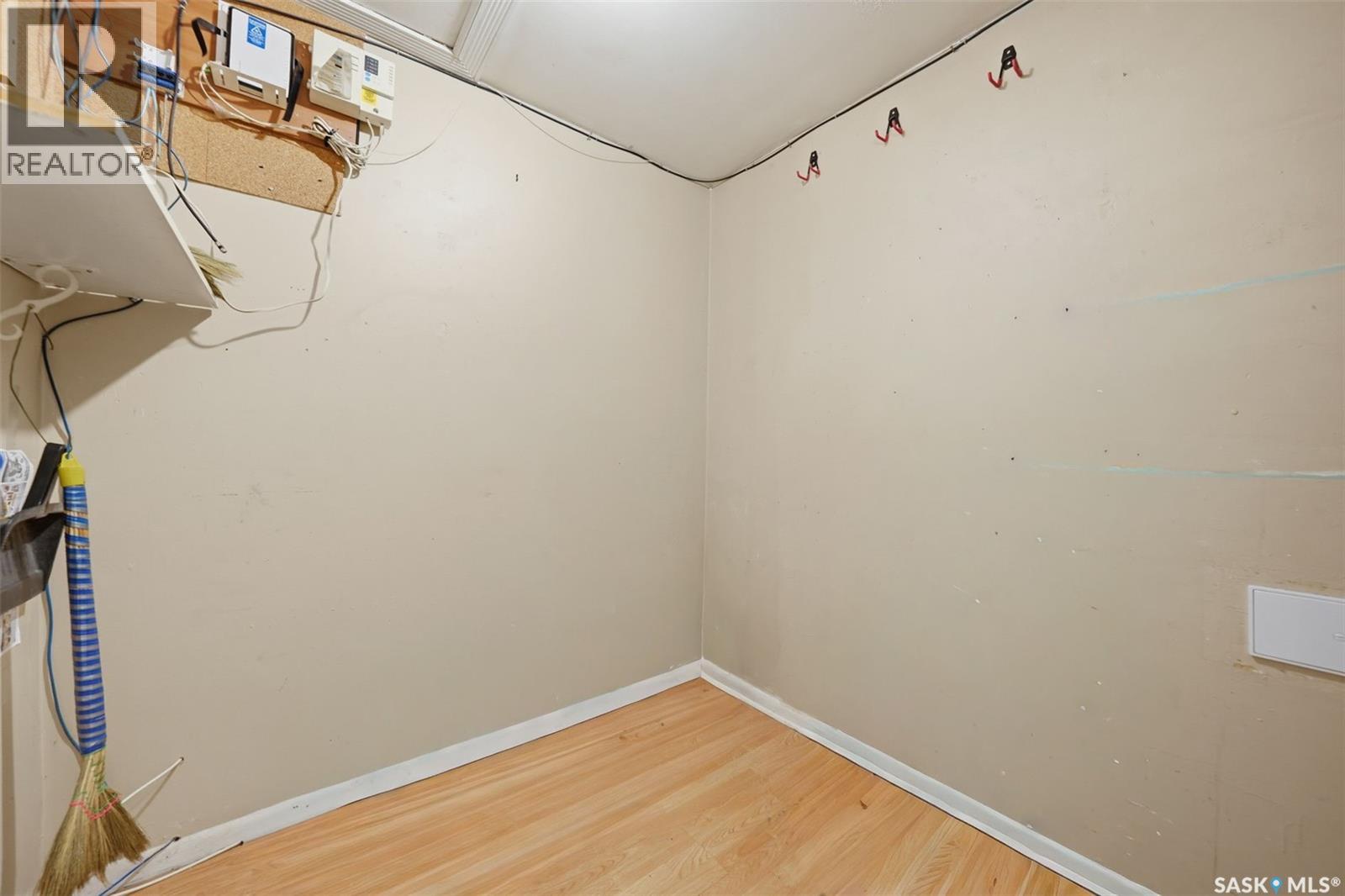 405 W Avenue N, Saskatoon, Saskatchewan  S7L 3G9 - Photo 18 - SK048752