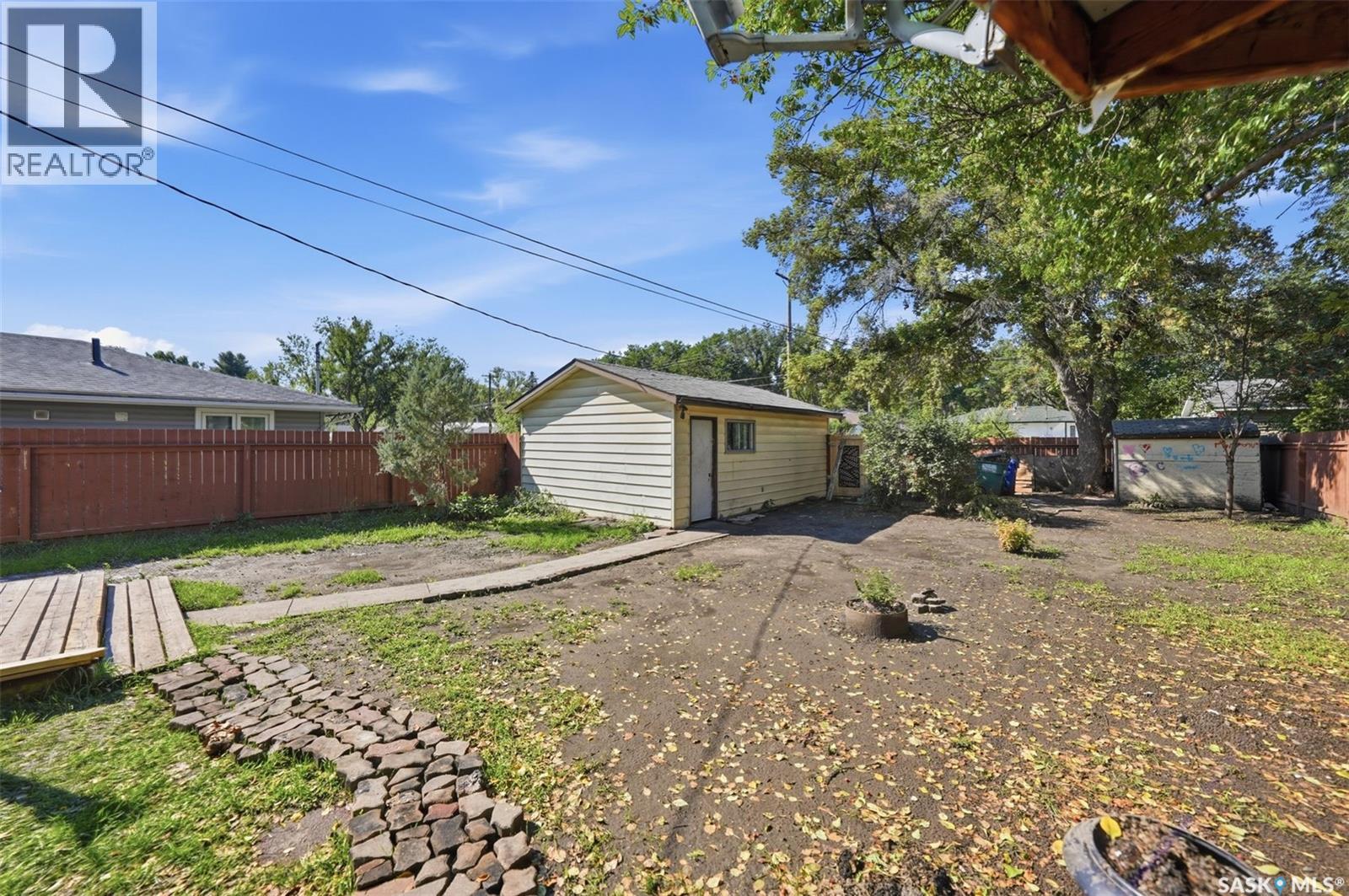 405 W Avenue N, Saskatoon, Saskatchewan  S7L 3G9 - Photo 22 - SK048752