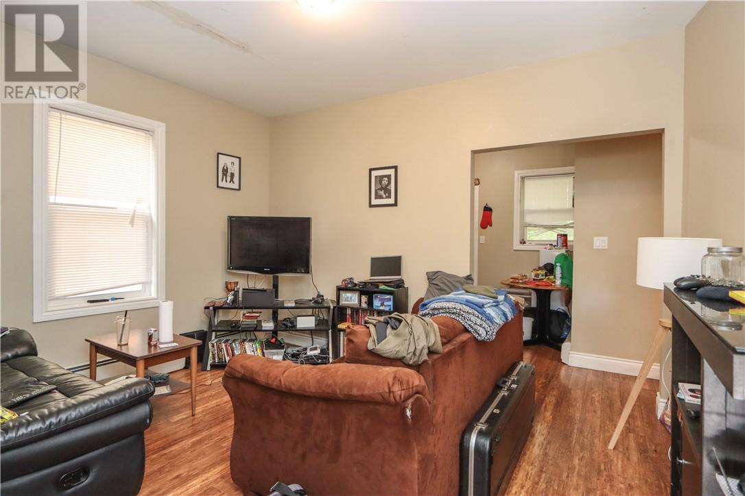 348-352 Howey Drive, Sudbury, Ontario  P3B 1E8 - Photo 4 - 2130458