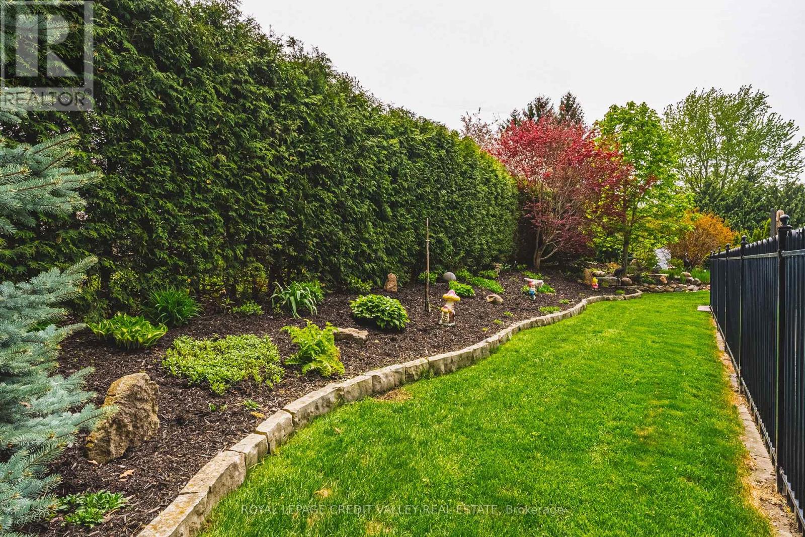 5 Valleygreen Crescent S, Caledon, Ontario  L7C 1J3 - Photo 47 - W13214024