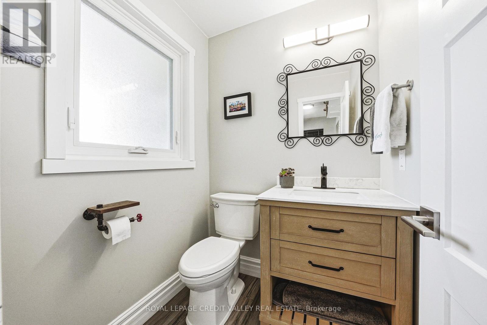 5 Valleygreen Crescent S, Caledon, Ontario  L7C 1J3 - Photo 16 - W13214024