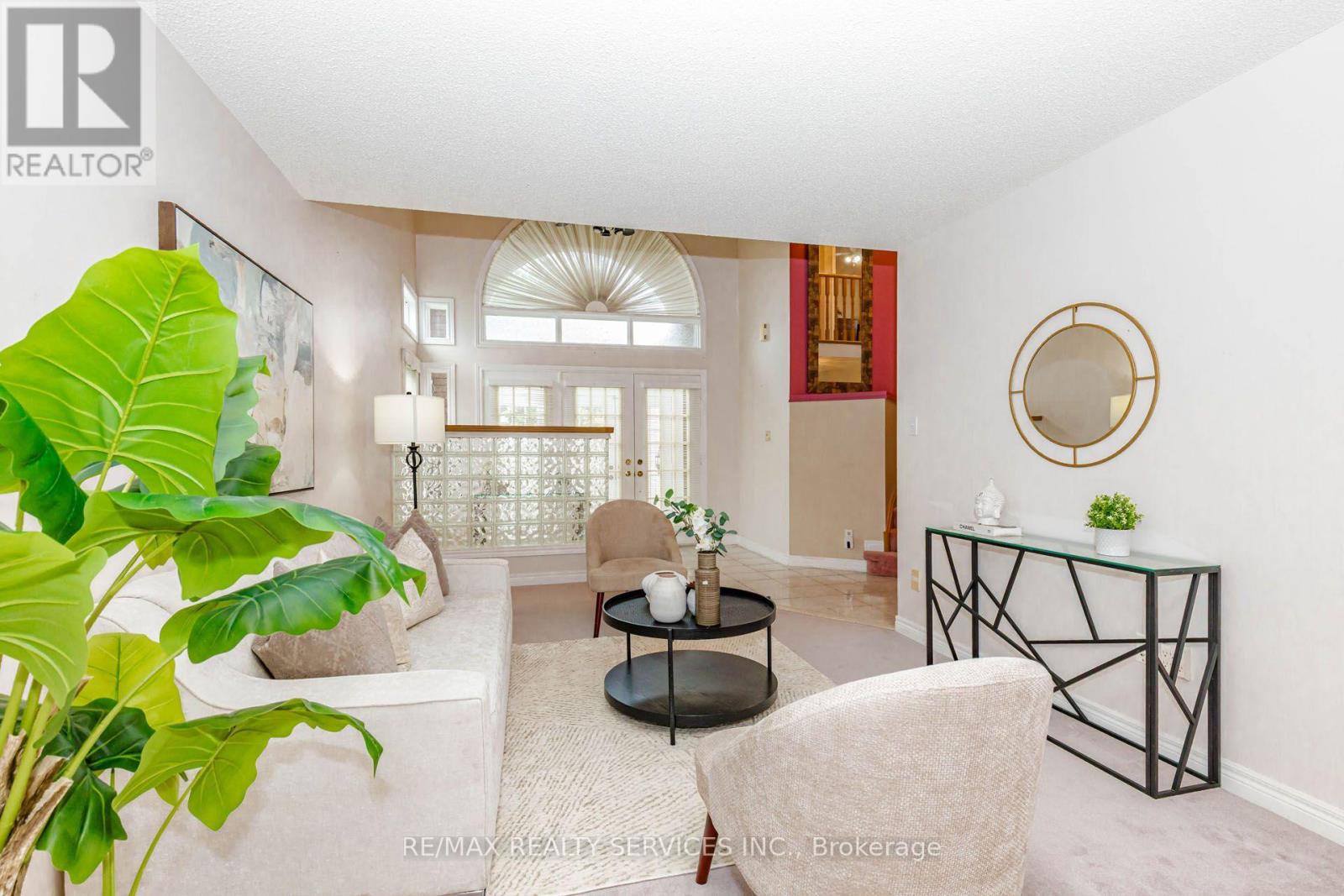 5772 Whitehorn Avenue, Mississauga, Ontario  L5V 1W1 - Photo 18 - W13793966