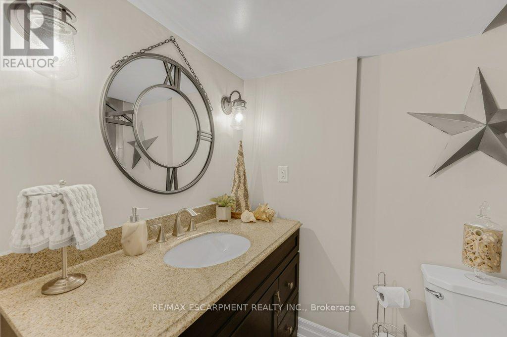 1482 Epping Road, Burlington, Ontario  L7M 1P4 - Photo 27 - W13607382