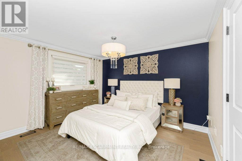 1482 Epping Road, Burlington, Ontario  L7M 1P4 - Photo 16 - W13607382