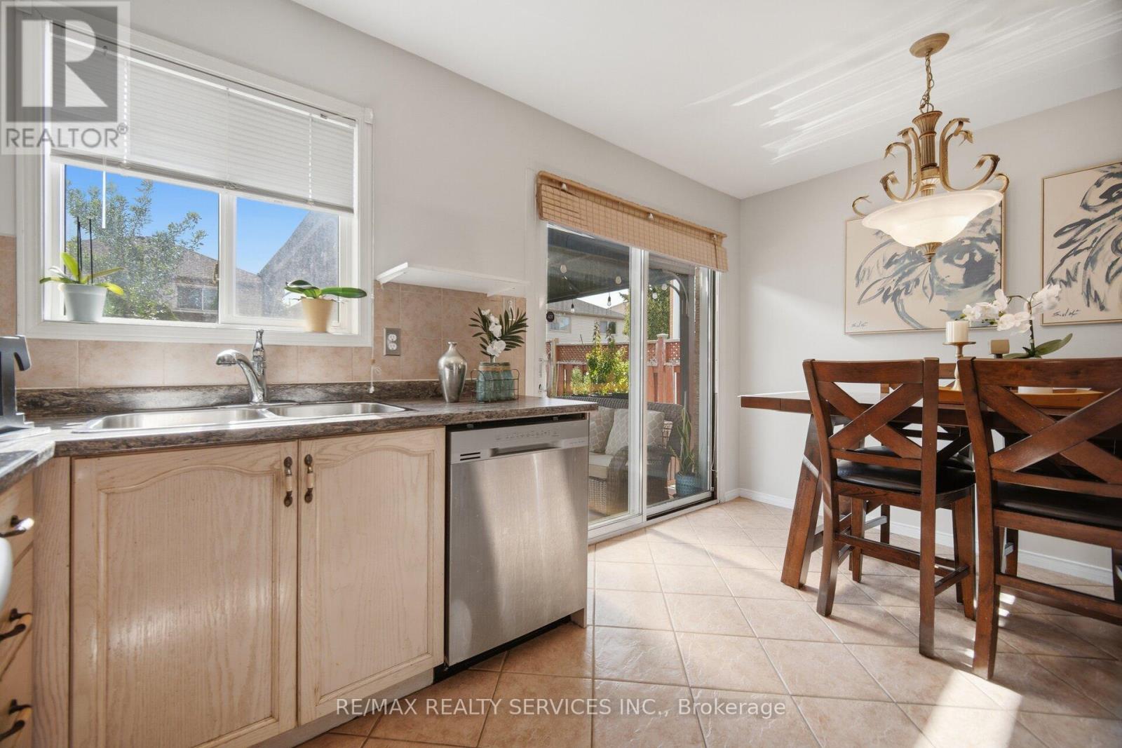 72 Yellow Brick Road, Brampton, Ontario  L6V 4L1 - Photo 17 - W13770726