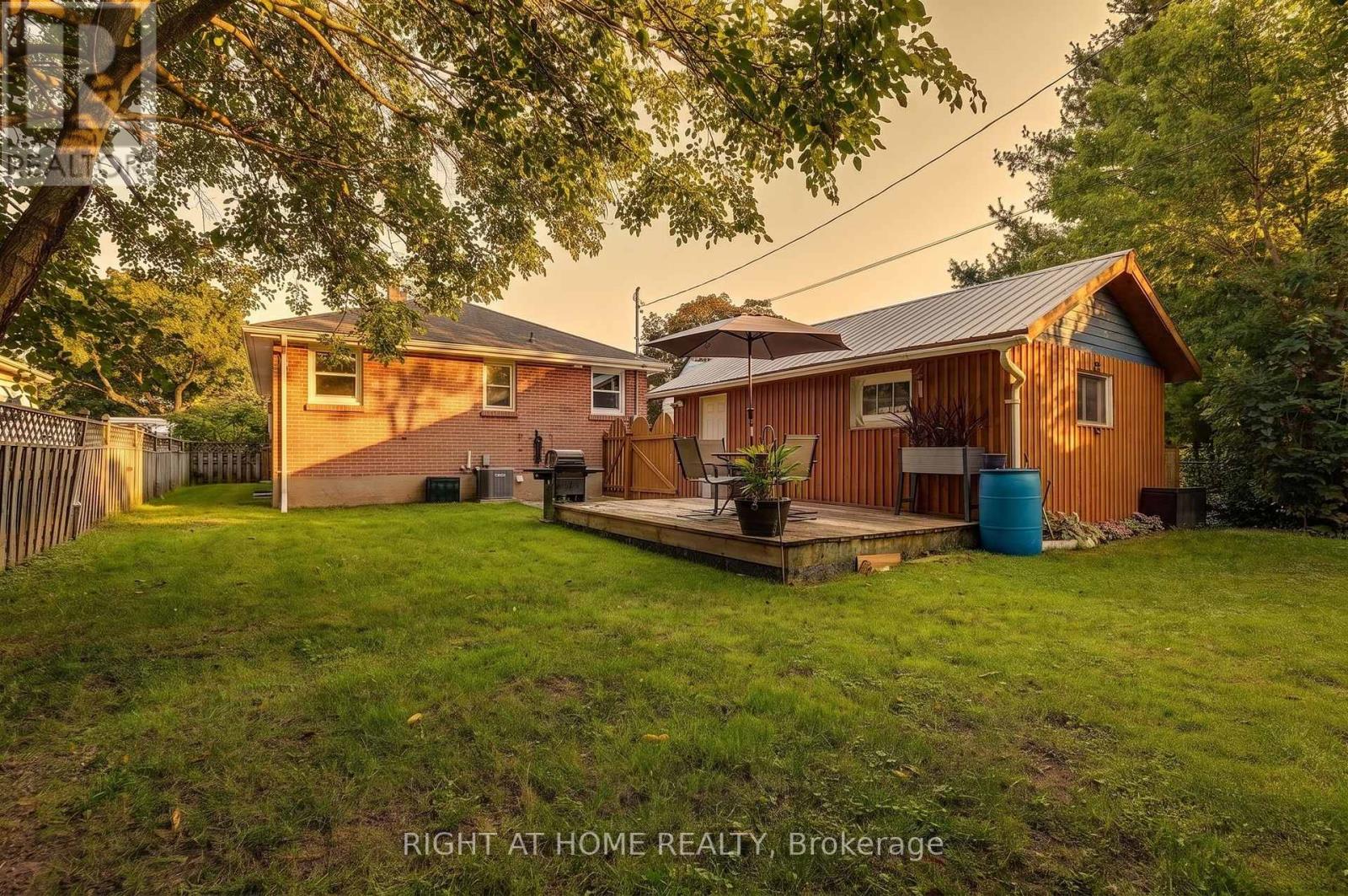 42 Graham Crescent, London East, Ontario  N5W 4L8 - Photo 32 - X13800712