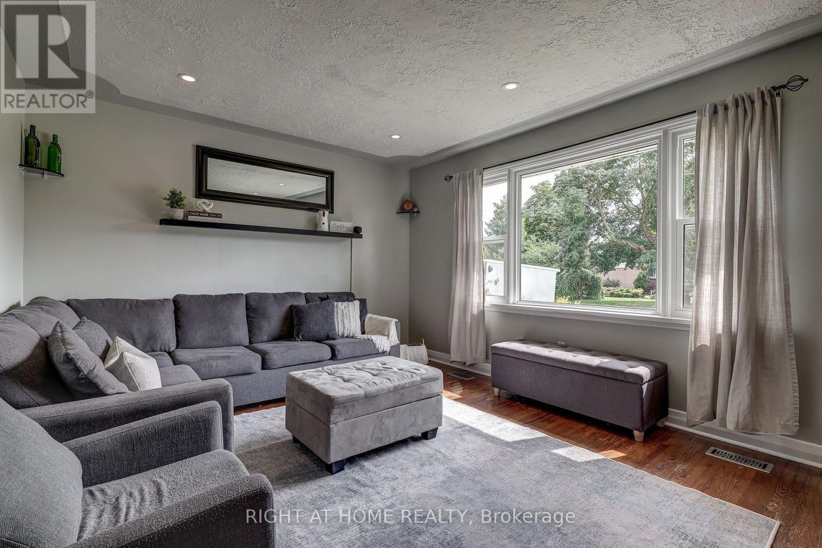 42 Graham Crescent, London East, Ontario  N5W 4L8 - Photo 7 - X13800712