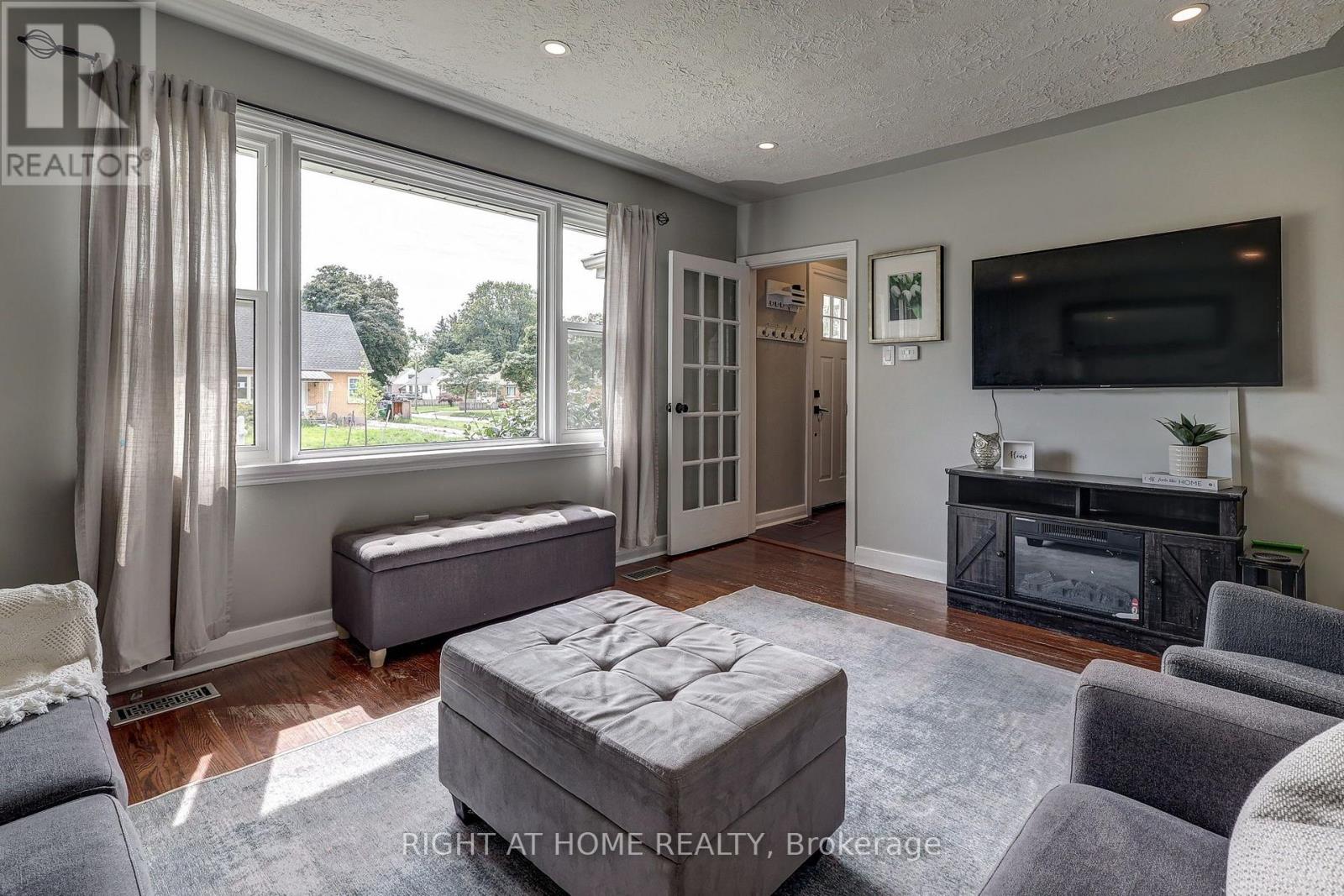 42 Graham Crescent, London East, Ontario  N5W 4L8 - Photo 8 - X13800712