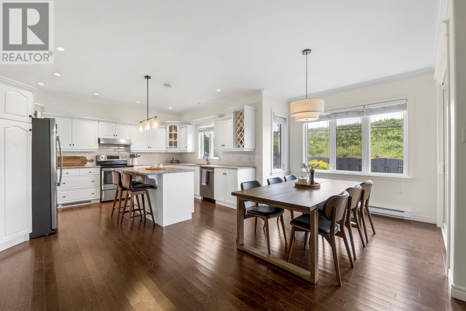 37 Cheyne Drive, St. John's — photo 11