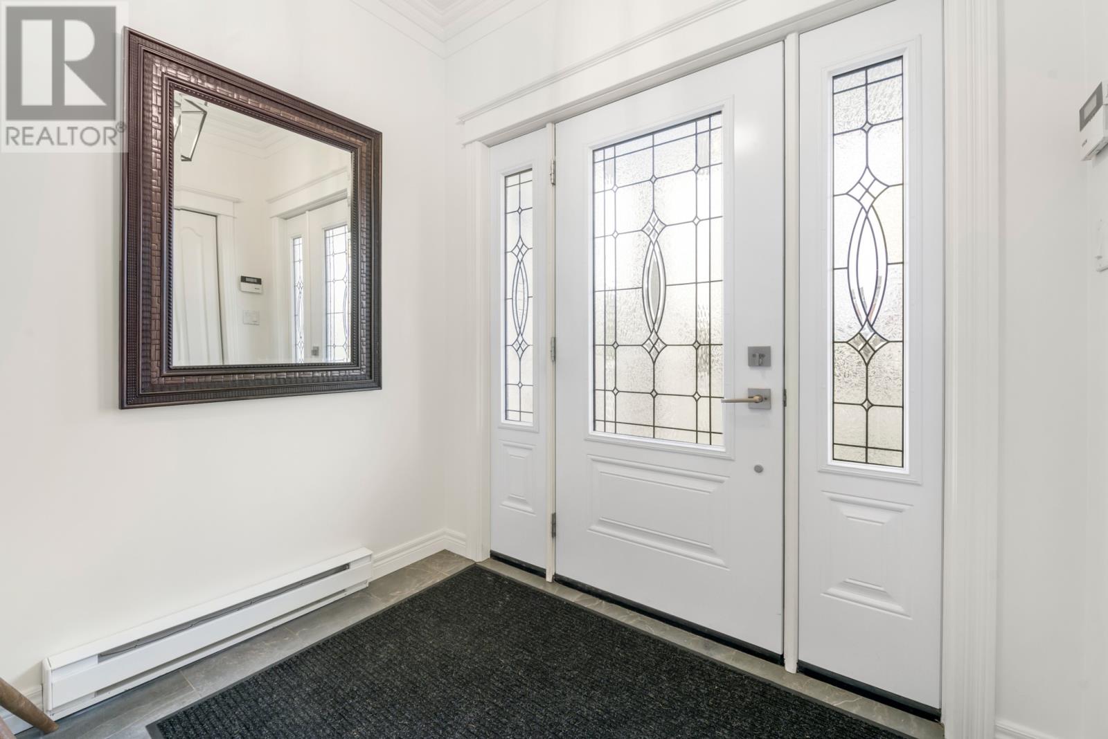 37 Cheyne Drive, St. John's — photo 3