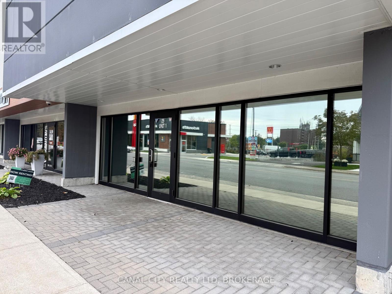 1 - 29 Pine Street S, Thorold, Ontario  L2V 3L1 - Photo 3 - X13800720