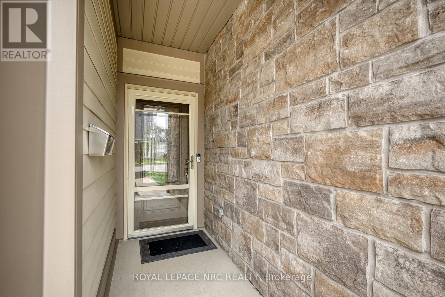 23 Francescso Crescent, St. Catharines, Ontario  L2S 4C7 - Photo 4 - X13800748