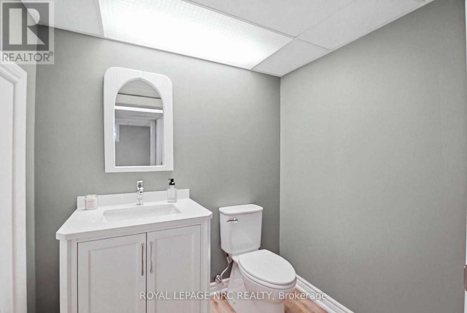 37 Viking Drive, Grimsby, Ontario  L3M 3V2 - Photo 21 - X13800778