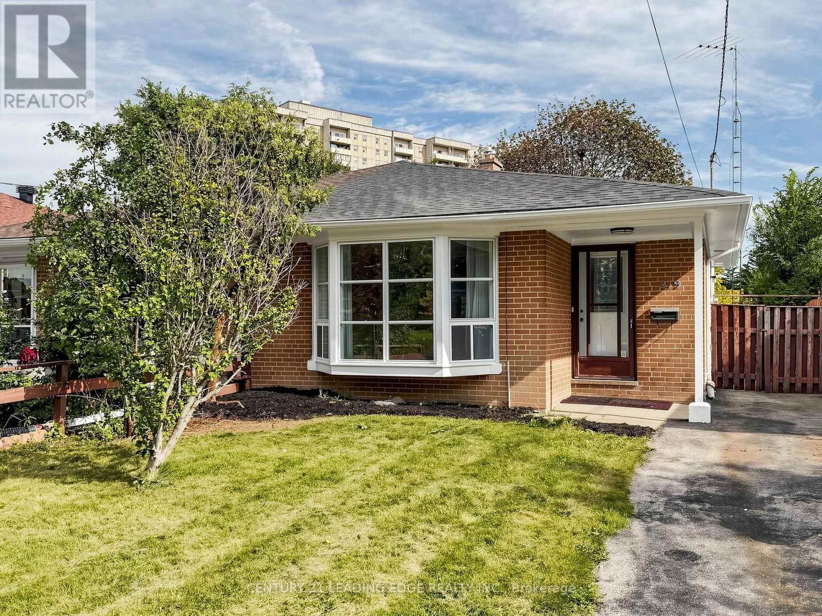 219 Lynedock Crescent, Toronto, Ontario  M3A 2B5 - Photo 38 - C13800714