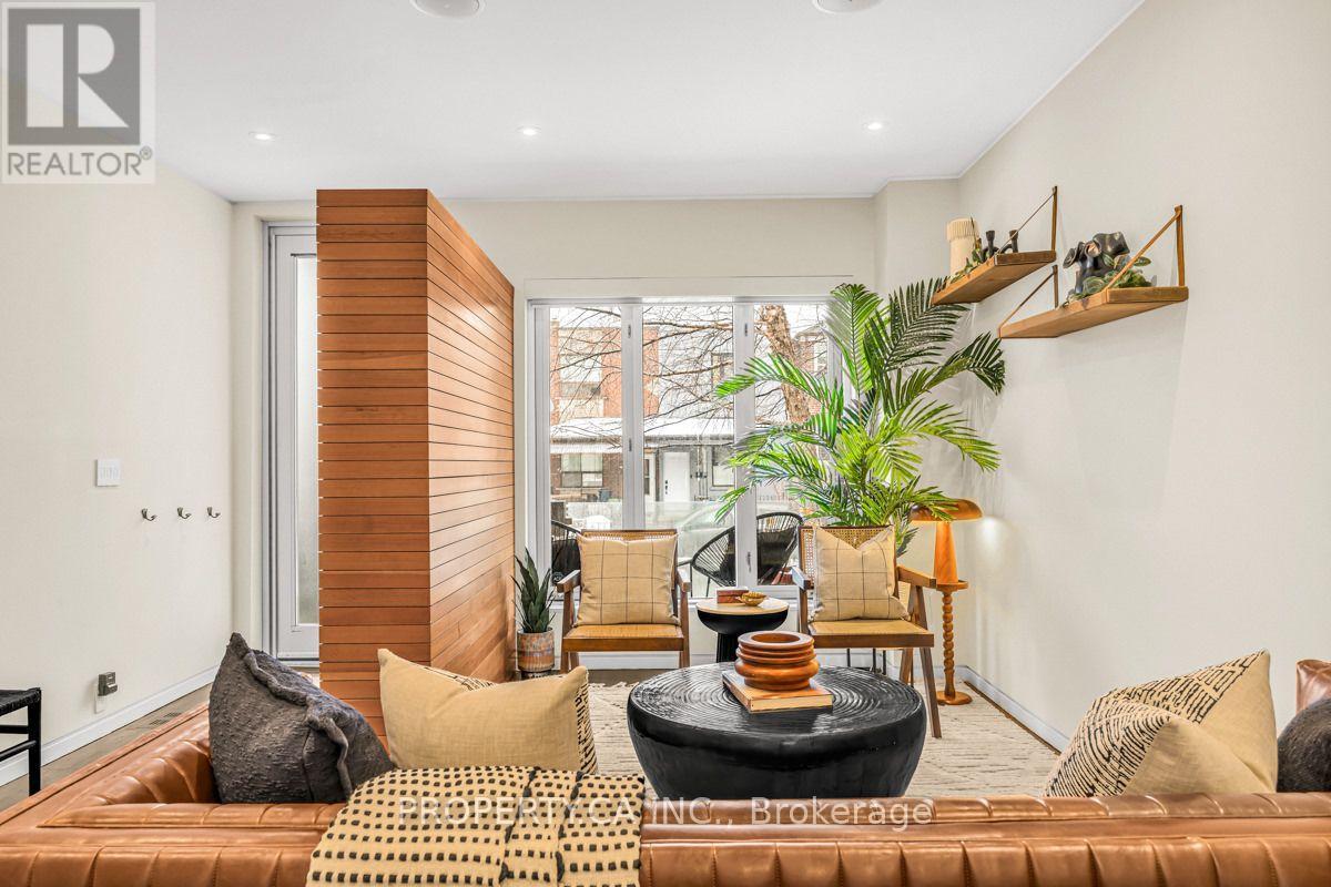 270 Euclid Avenue, Toronto, Ontario  M6J 2K2 - Photo 2 - C13800724