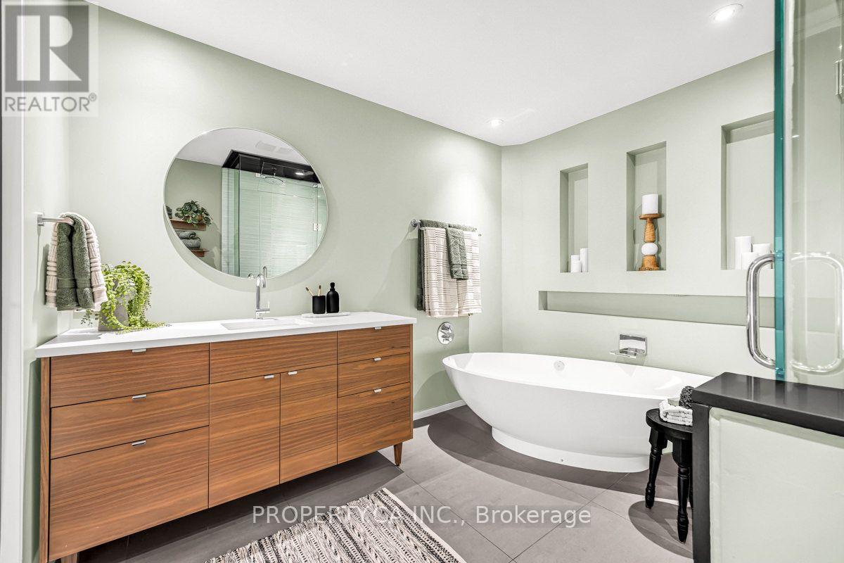 270 Euclid Avenue, Toronto, Ontario  M6J 2K2 - Photo 20 - C13800724