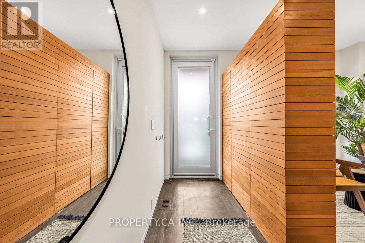 270 Euclid Avenue, Toronto, Ontario  M6J 2K2 - Photo 3 - C13800724