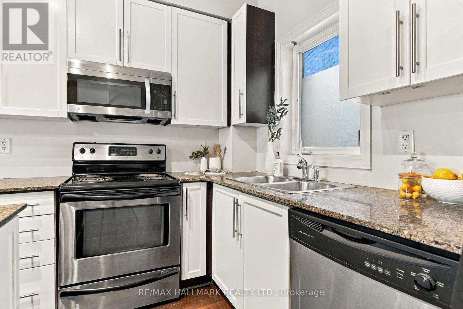 549 Shuter Street, Toronto, Ontario  M5A 1X9 - Photo 12 - C13800734