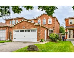 33 RANGELEY DRIVE, Toronto, Ontario