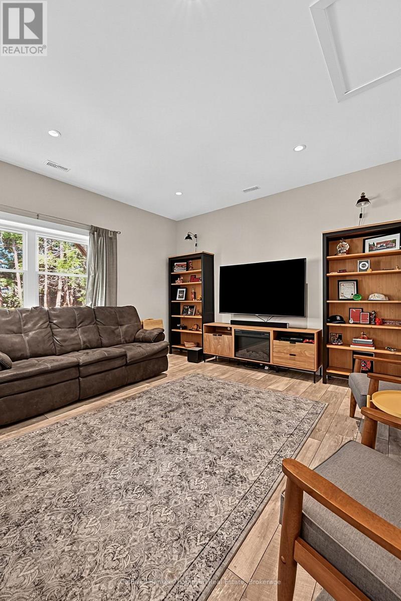 15 Goodwin Drive, Huntsville, Ontario  P1H 2R3 - Photo 21 - X13800768