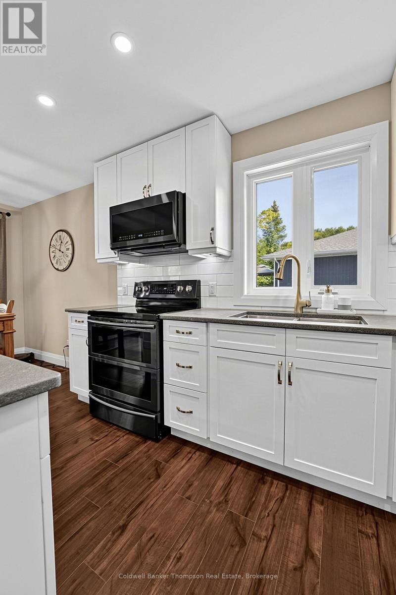 15 Goodwin Drive, Huntsville, Ontario  P1H 2R3 - Photo 8 - X13800768