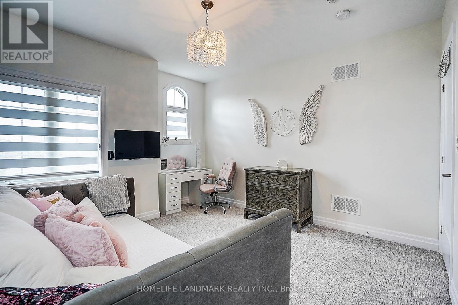 56 Botelho Circle, Aurora, Ontario  L4G 3X2 - Photo 37 - N13800700