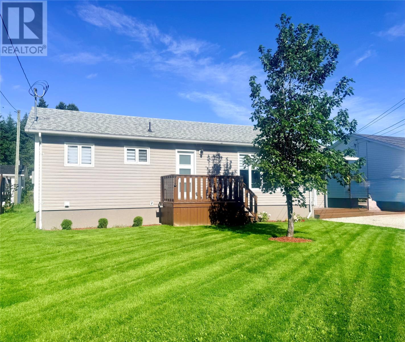 130 Bayview Road, Springdale — photo 2