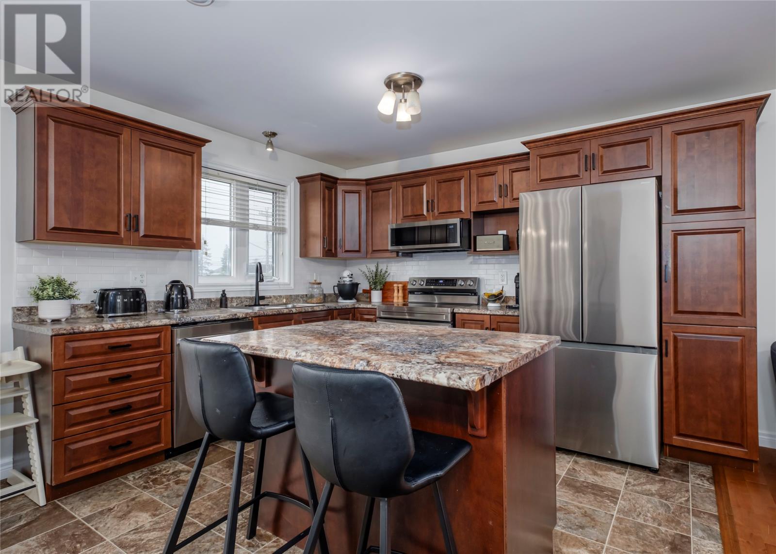 2 Otter Drive, St. John's — photo 2